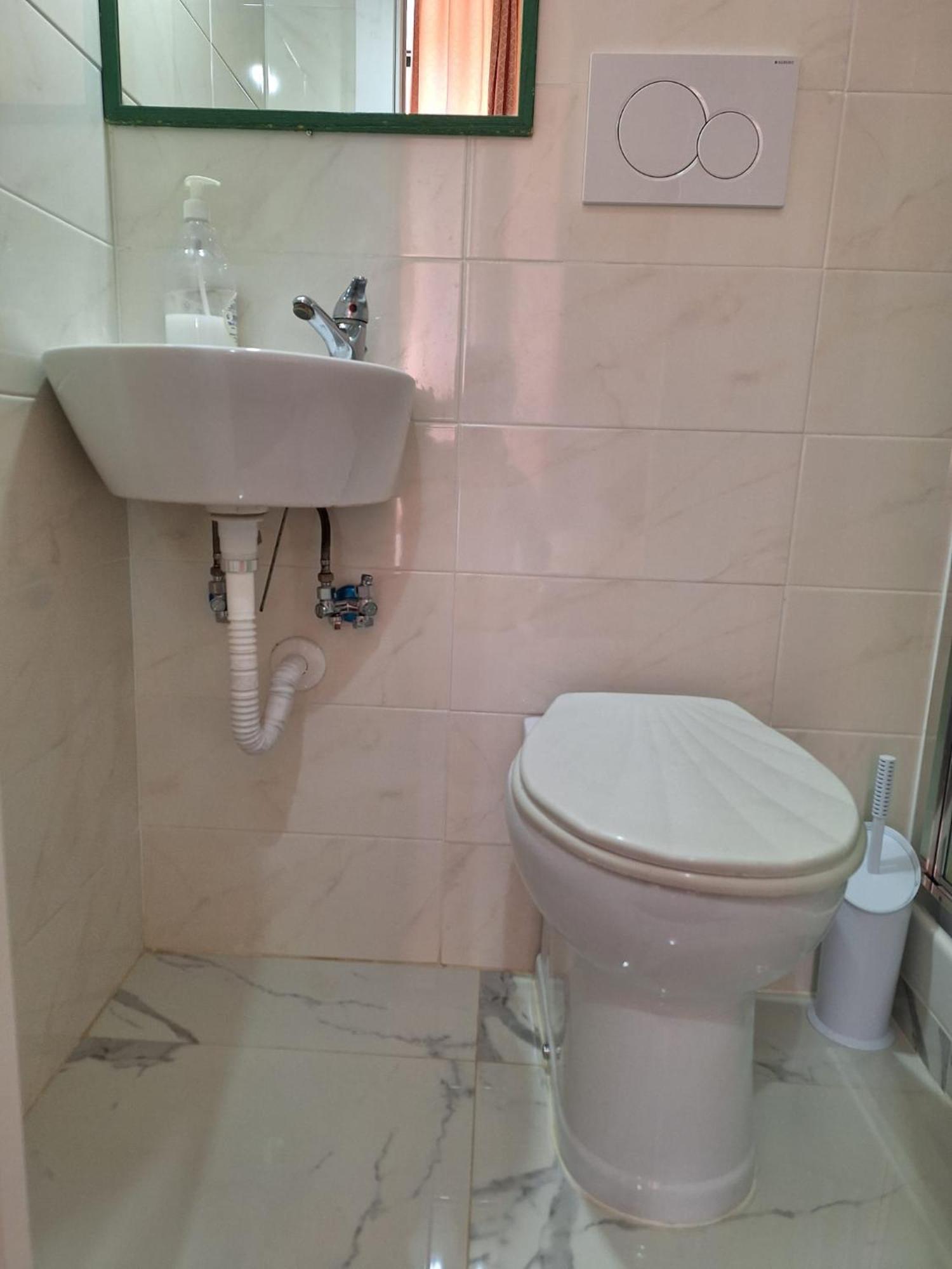 بيت شباب Casa Fanti 57 روما المظهر الخارجي الصورة