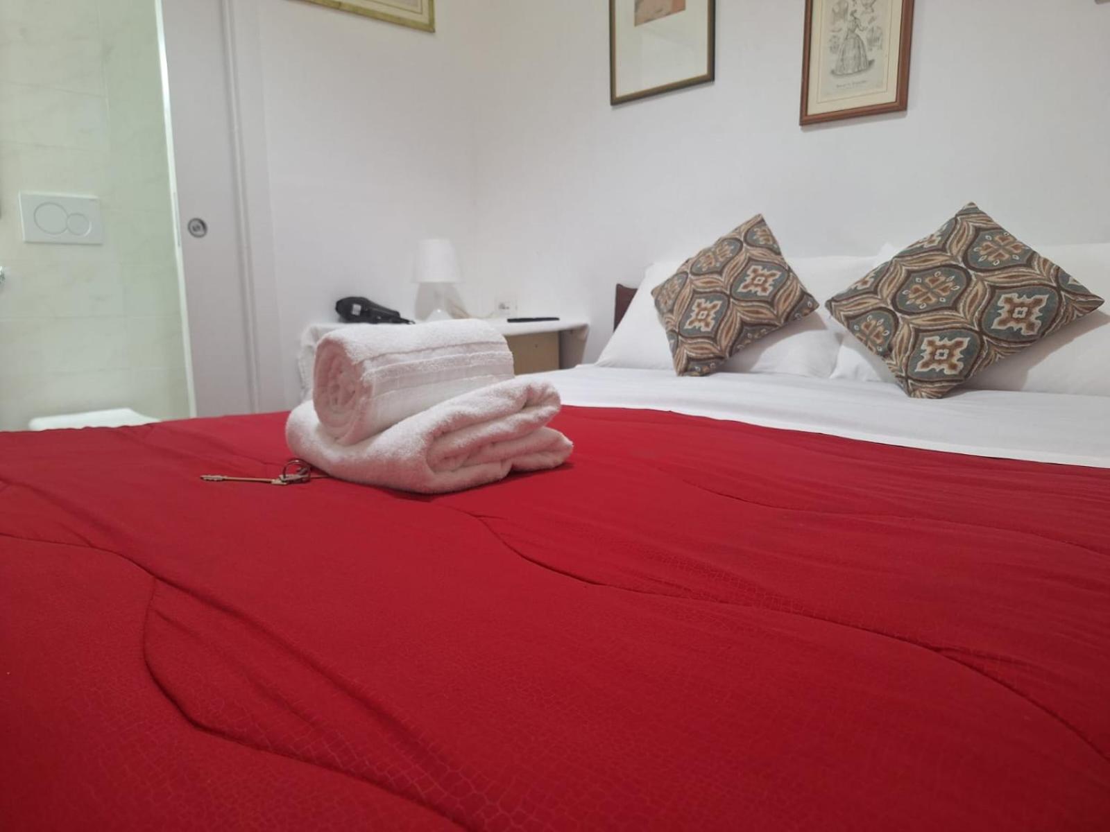 بيت شباب Casa Fanti 57 روما المظهر الخارجي الصورة