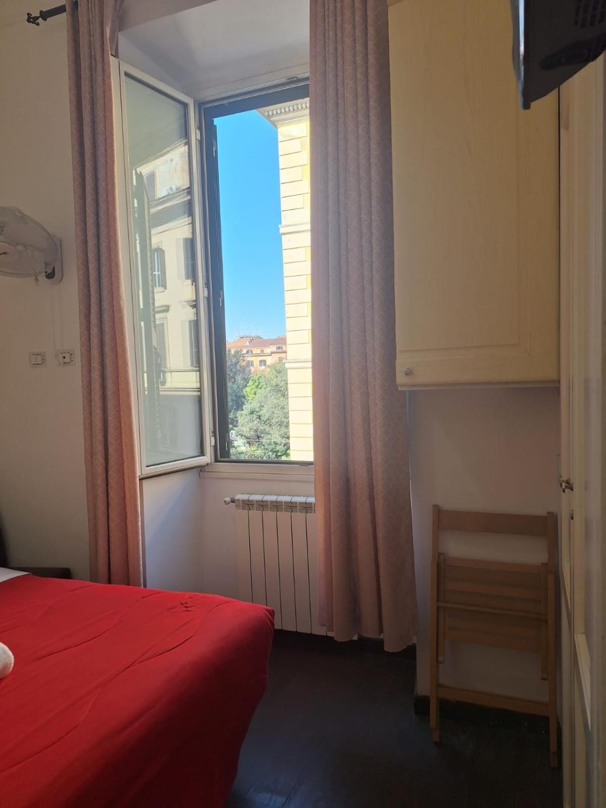 بيت شباب Casa Fanti 57 روما المظهر الخارجي الصورة